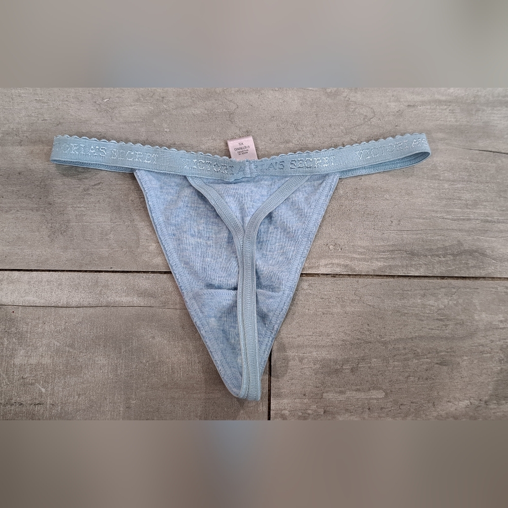 Victoria secret v-string